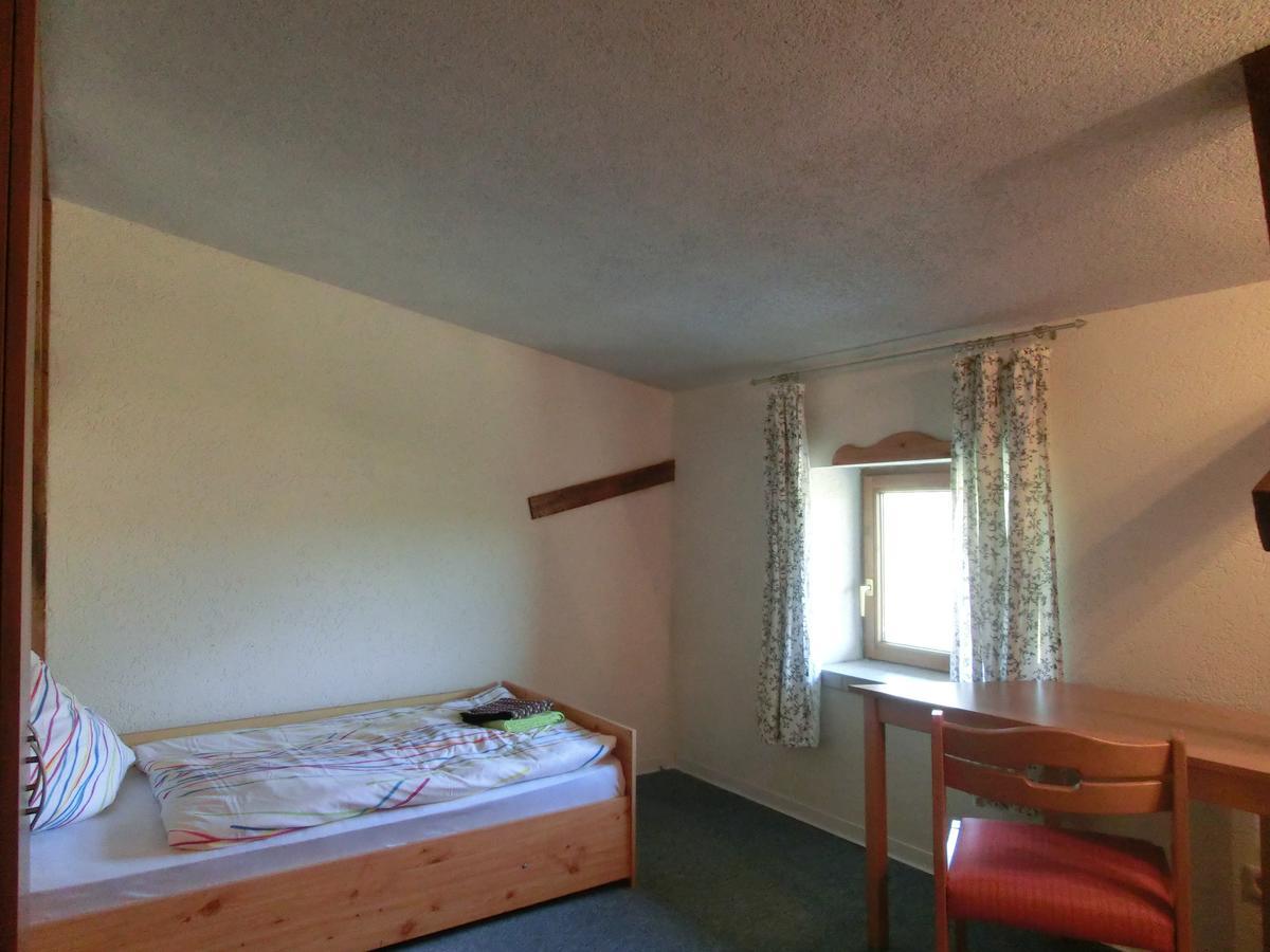Domane Neu Gaarz Hostel Szoba fotó