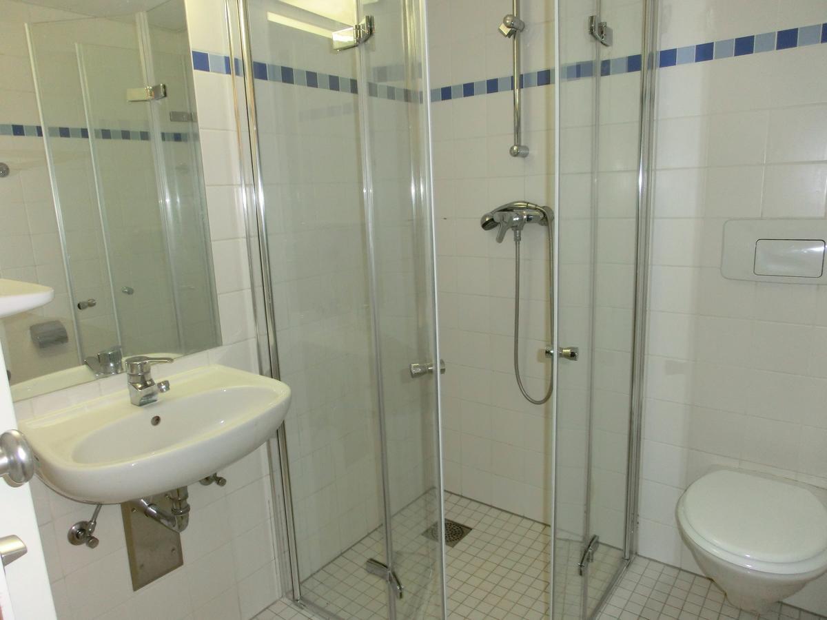 Domane Neu Gaarz Hostel Kültér fotó
